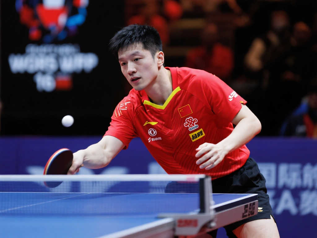 出战国足 出战国足